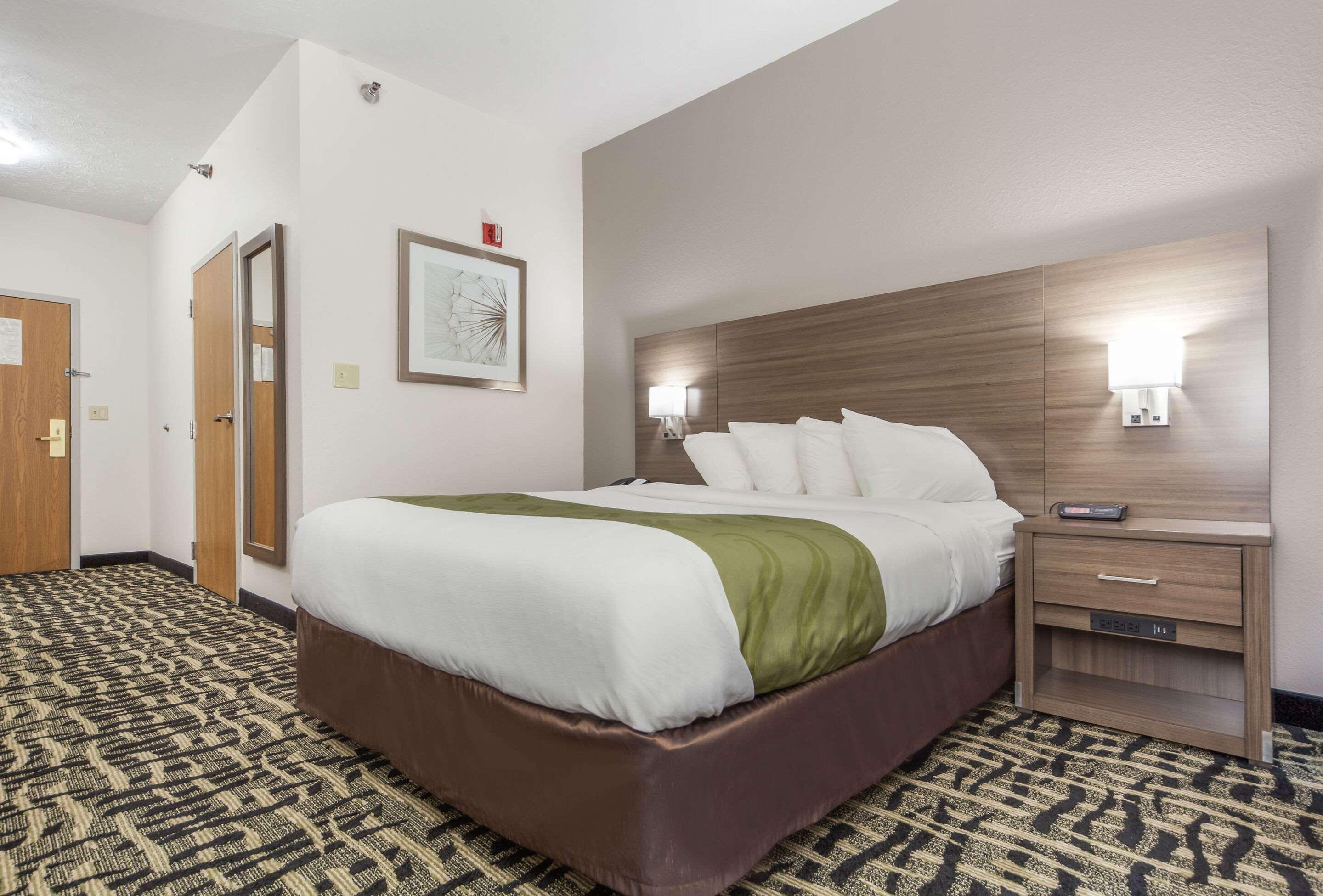 Quality Inn & Suites West Omaha - Ne Linclon Exterior foto